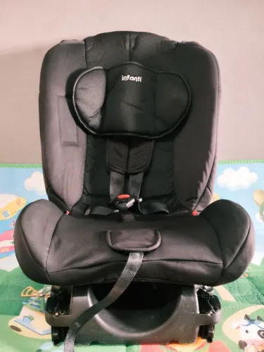 Cadeirinha para carro de 0 até 36kg Super Reclinável Higienizada Isofix
