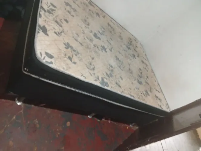 Vendo cama de casal
