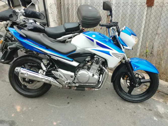 Inazuma 250cc Suzuki