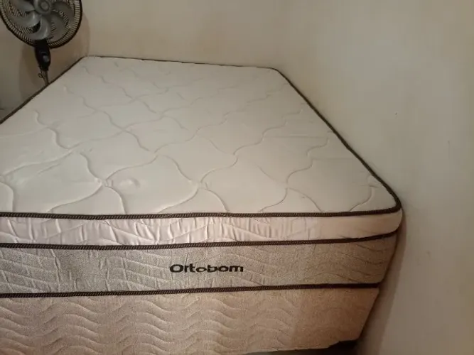Cama Box Casal (Box + Colchão) Ortobom - de Mola 61cm de Altura New Ortotech