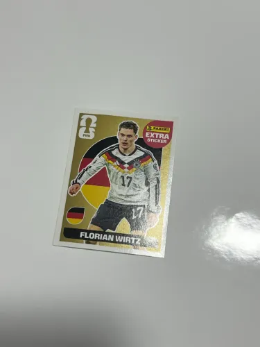 FIGURINHA EXTRA STICKER FLORIAN WIRTZ GOLD