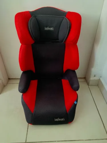 Cadeirinha infantil para carro