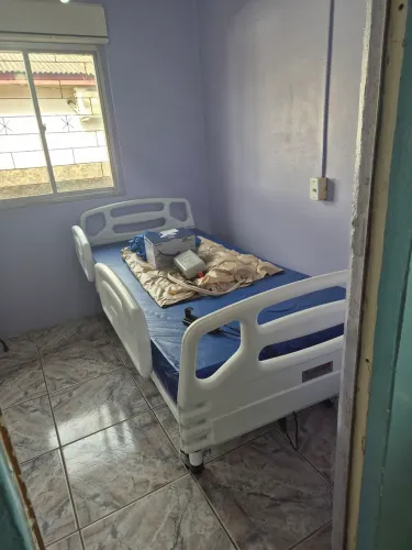 VENDO CAMA HOSPITALAR ELÉTRICA