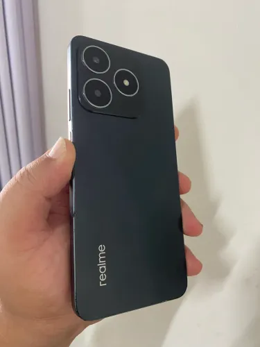 Realme C61