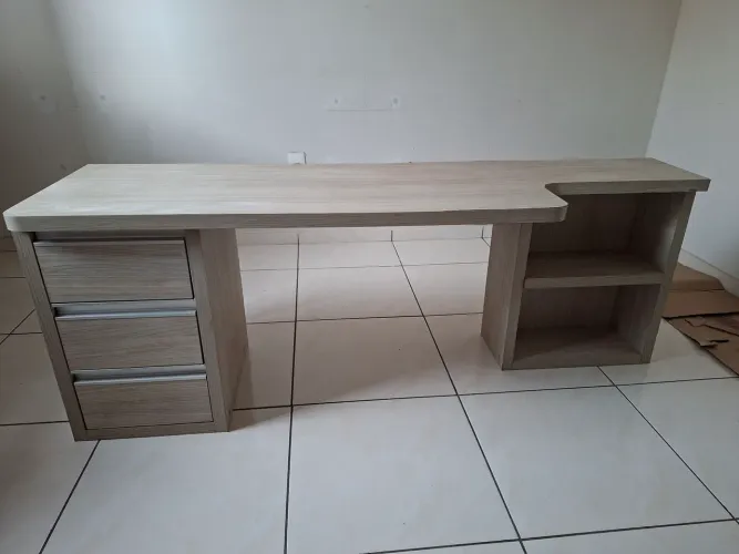 Mesa de Estudo 100% MDF