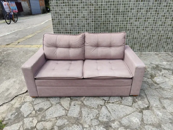 Sofá para vender ligeiro preço negociável