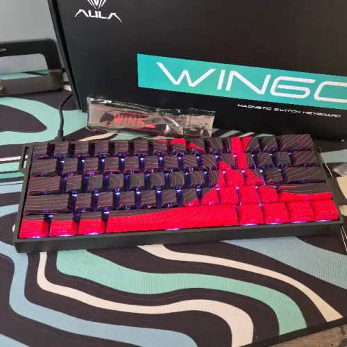 Teclado Mecanico AULA WIN60HE MAX Magnetico 60%