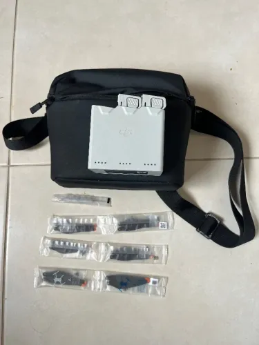 Kit Fly More DJI Mini 3 - 2 Baterias + Hub + Bolsa + Hélices