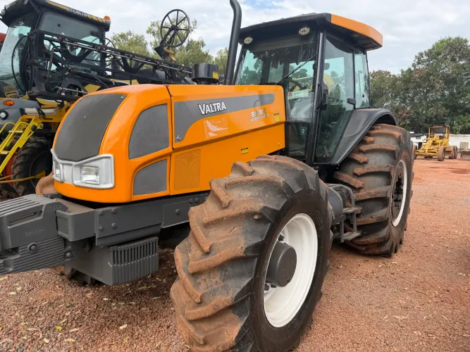 Trator Valtra BH 185i