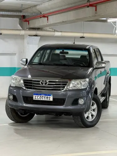 Toyota Hilux CD SRV 4X4 2.7 Flex 16V Aut. 2012