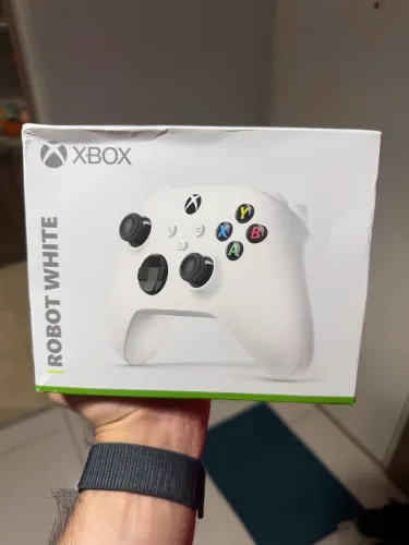 Controle XBOX Séries S/X (NOVO E LACRADO NA CAIXA )