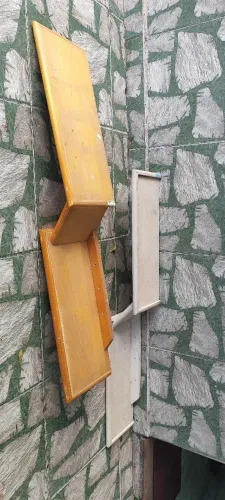Prateleira de madeira para parede