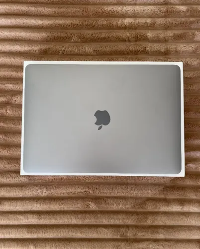 MacBook Air M1 2020 13" | 8GB | 256GB SSD | Impecável