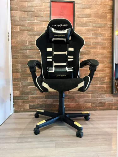 CADEIRA GAMER DXRACER ORIGINAL! PREÇO DE DESAPEGO COMPLETA, MELHOR CADEIRA DO MERCADO!