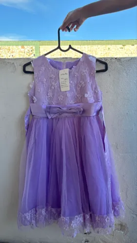 Vestido de Festa infantil lilás 