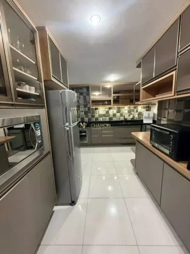 Apartamento com 3 quartos e 1 suíte na Praia da Costa em condomínio com Lazer Clube