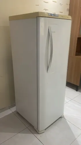 Geladeira Eletrolux Frostfree