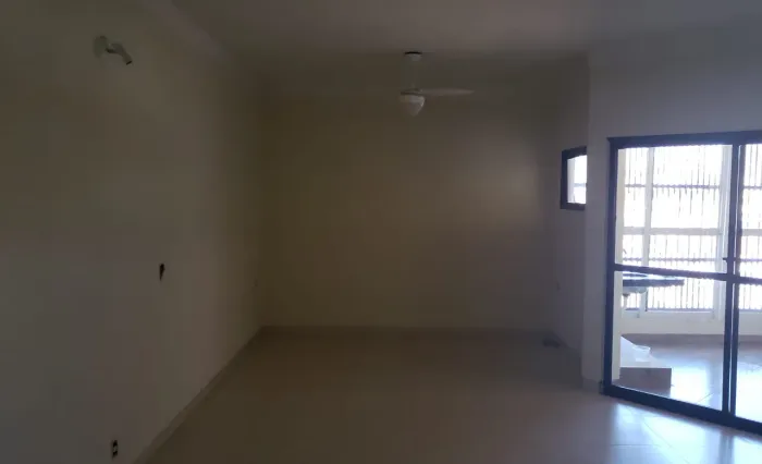 Apartamento amplo no Jd. Paulista