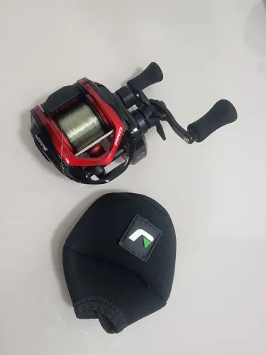 Carretilha Titan Big Game Pro 12000 - Marine Sports - Esquerda