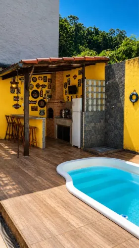 CASA COM PISCINA EM COROA GRANDE | PORTEIRA FECHADA | 3 QUARTOS