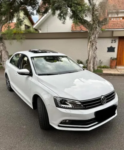 Volkswagen Jetta Highline 2.0 TSI 16V 4P Tiptronic 2017