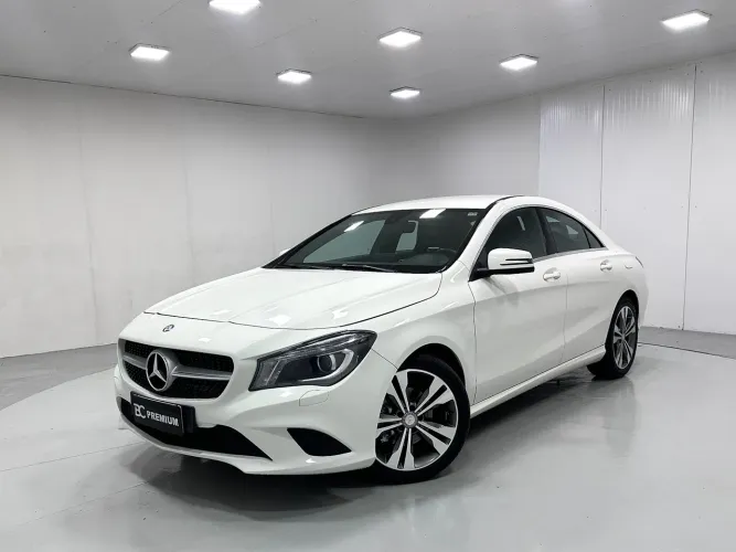 Mercedes-Benz CLA-200 Urban 1.6 TB 16v/flex Aut. 2016