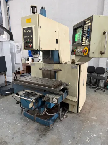 Fresadora cnc Romi Interact 4