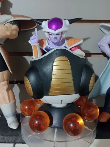 Action Figure Freeza