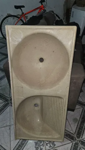 Tanque duplo de Fibra novinha 155$