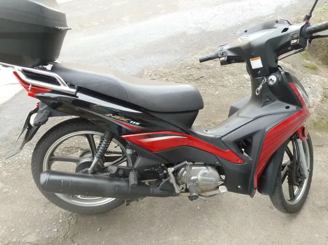 Motinha muito boa de andar ok