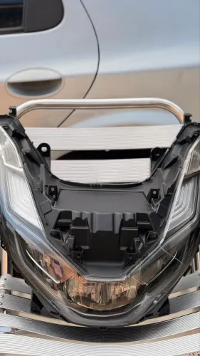 FAROL ORIGINAL HONDA PCX DLX 2025 - OPORTUNIDADE 