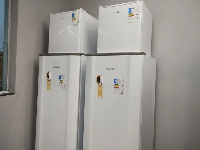 Frigobar novo 220V