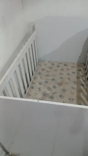 Vendo berço com colchão