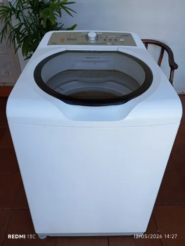 Maquina fais tudo Brastemp 15 kilos uma excelente maquina tudo funcionando perfeitamente