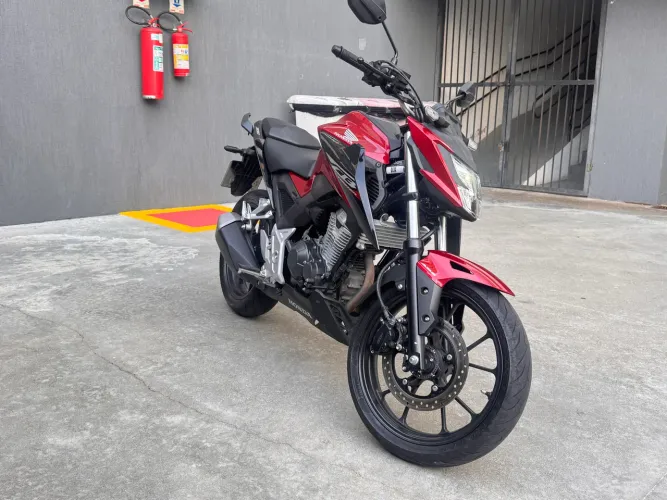 Honda CB300f twister 2025 (COM ABS) 