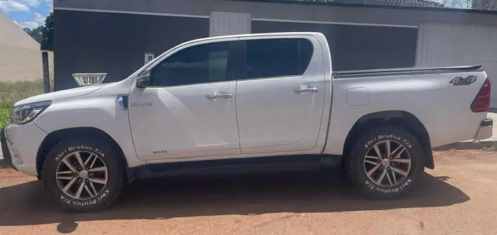 Toyota Hilux CD SRX 4X4 2.8 TDI 16V Diesel Aut. 2018