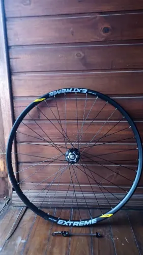 Roda Dianteira MTB 29 VZAN Extreme Pro + Novatec D041 36H (Nunca usada)