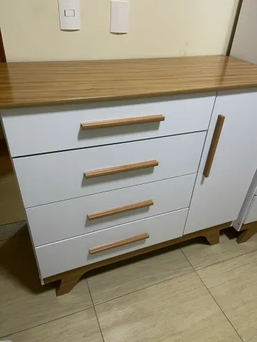 Cômoda e guarda roupa em perfeito estado
