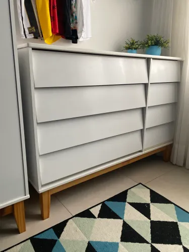 Cômoda 4 gavetas 1,35m