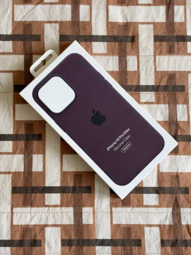 Capa de silicone com MagSafe para iPhone 14 Pro Max - Roxo-silvestre