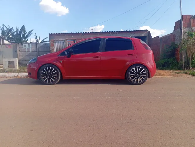 Fiat Punto Attractive 1.4 Fire Flex 8V 5P 2011