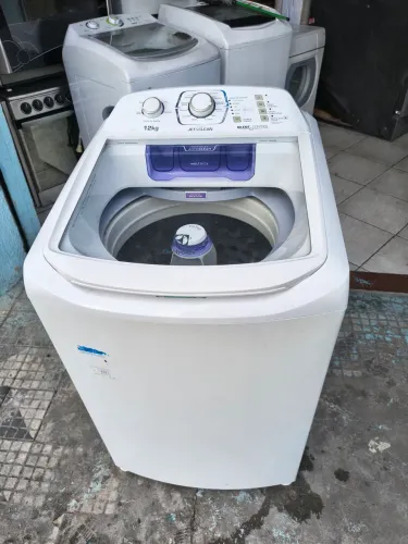 Máquina de lavar Electrolux 12kg Cesto inox
