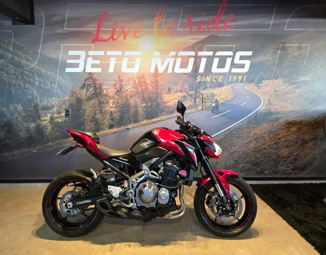 KAWASAKI Z 900