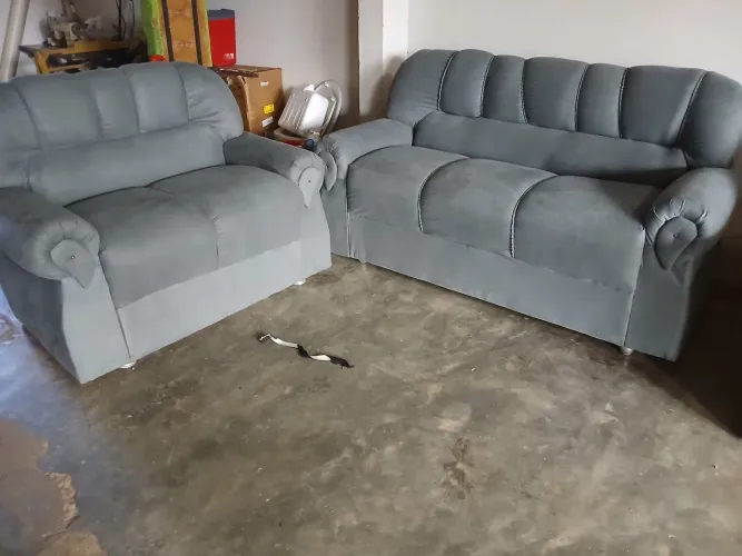 Vende - se estofado pronto a entrega.