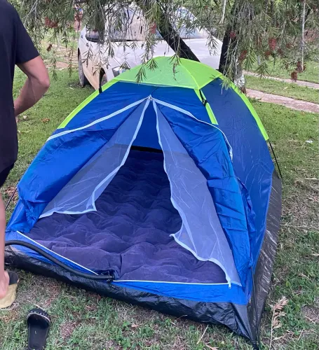 Barraca e colchão inflável