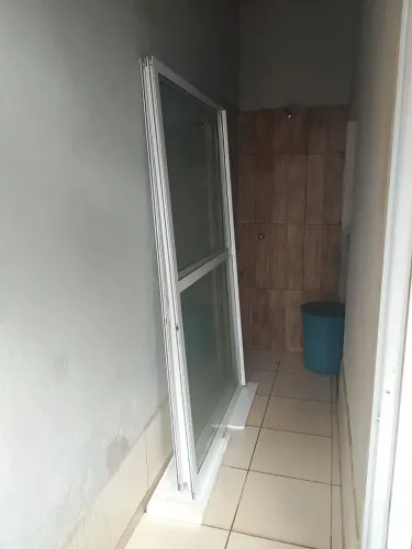Vende porta de vidro