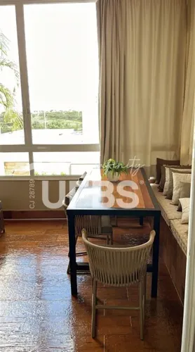 Casa em Condomínio com 280m² à venda no Jardim Botânico