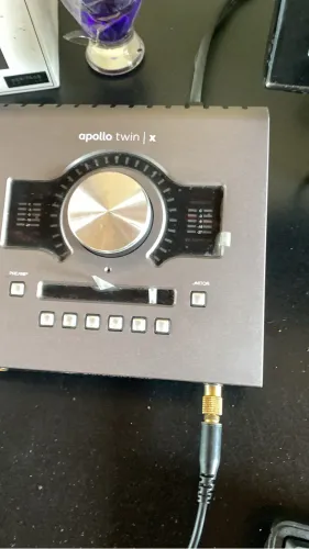 Interface de áudio Apollo Twin X 
