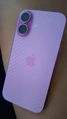iPhone 16