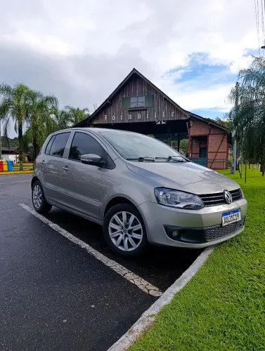 Volkswagen Fox 1.6 MI Total Flex 8V 5P 2012